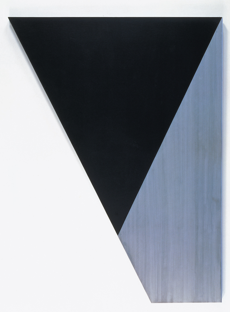 Tableau relief P 1133, oeuvre de Gottfried Honegger réalisée en 1993, Acrylique et aluminium sur toile au format de 200 x 150 cm